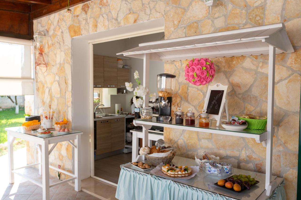 B&B L'Isola Che Non C'E Торре-Сан-Джованни-Удженто Экстерьер фото