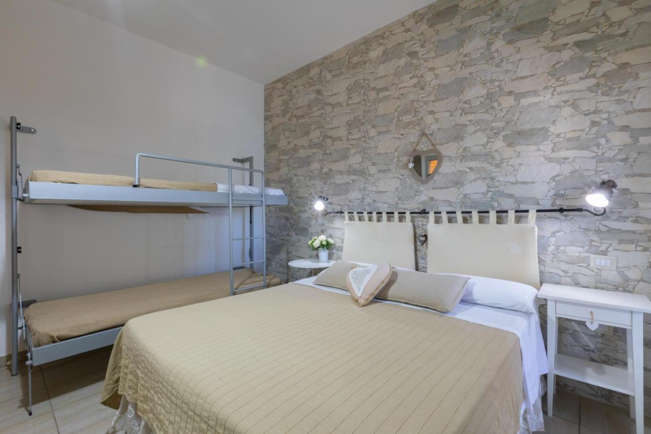 B&B L'Isola Che Non C'E Торре-Сан-Джованни-Удженто Экстерьер фото